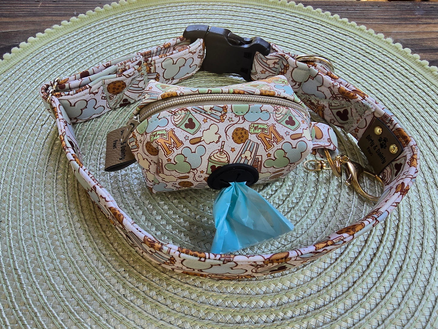 Magical Treats Neoprene Dog Collar Blue And Green – Waterproof, Adjustable, Comfortable & Durable