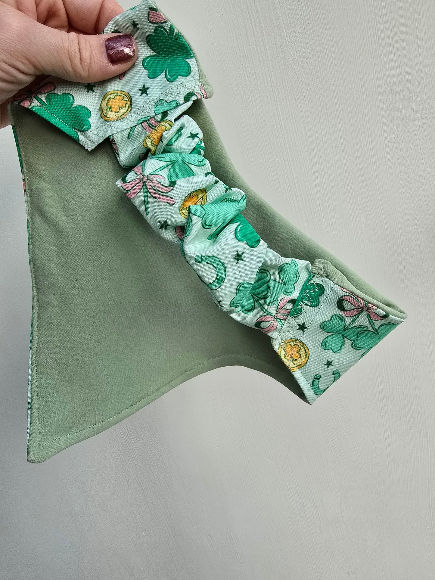 Clover & Bows Reversible Scrunchie Dog Bandana – St. Patrick’s Day Dog Bandana