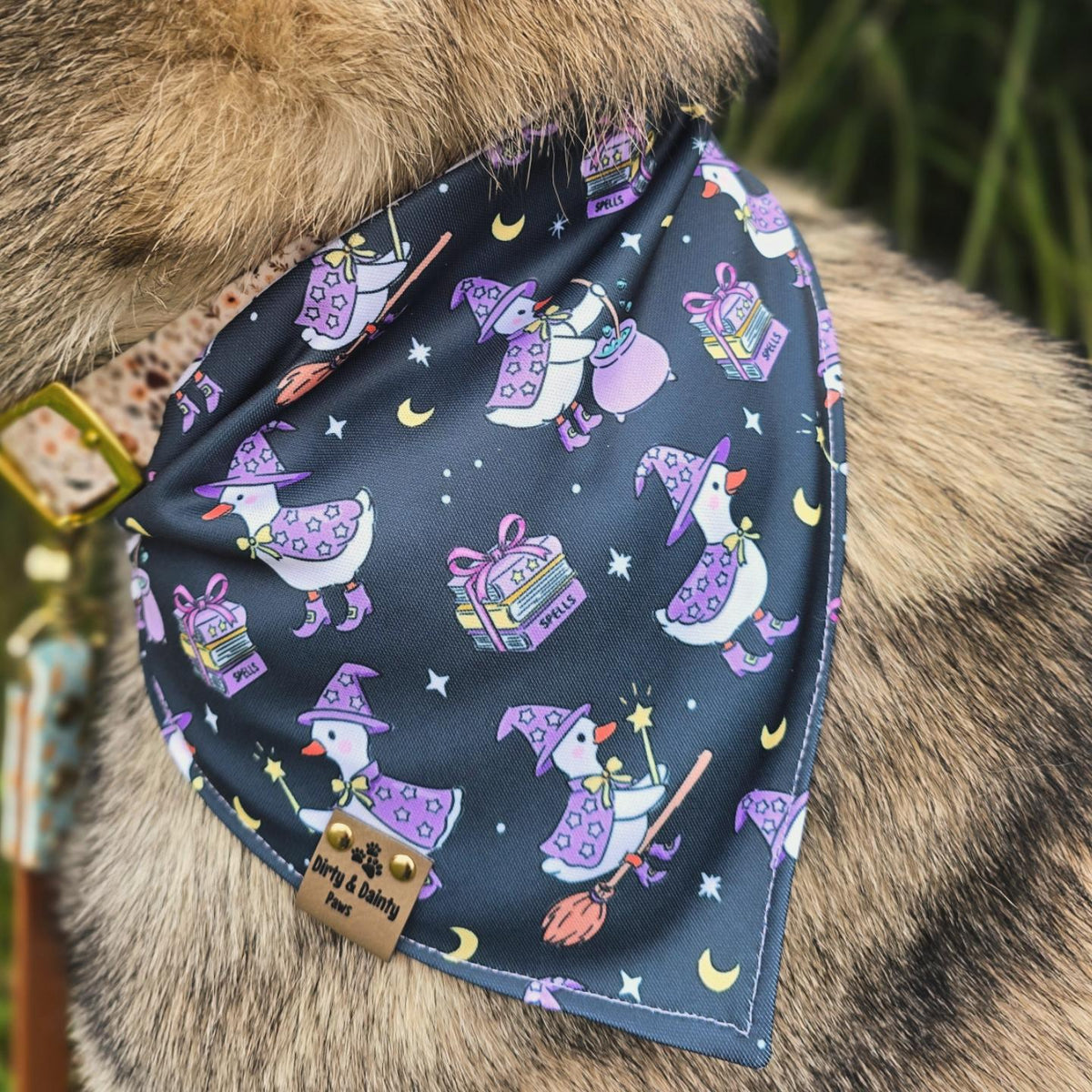 Spooky Goose|Cute Pumpkins Ghosts Activewear Reversible Scrunchie Dog Bandana